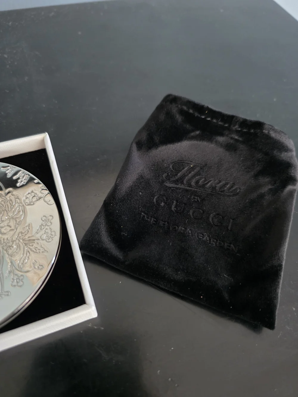 BNIB Gucci Flora Garden Compact Mirror Set - Sealed Panels